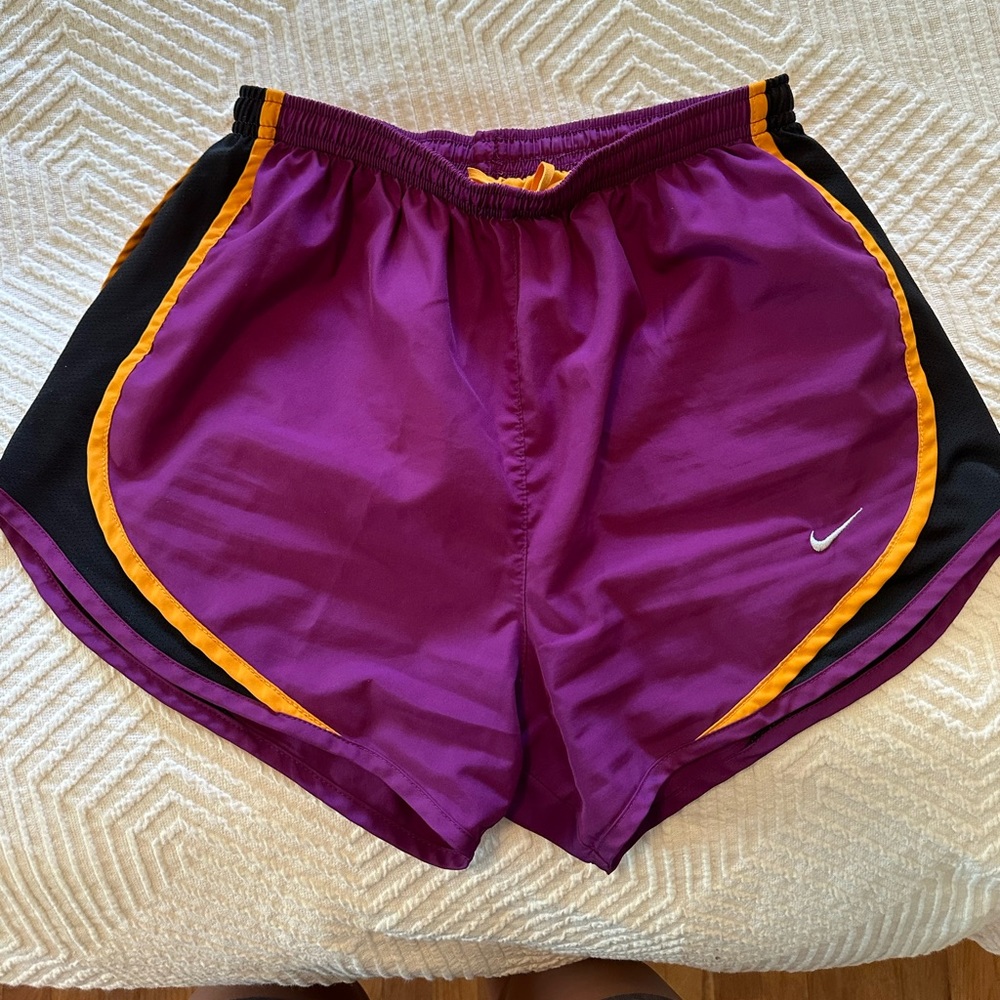 NIKE RUNNING SHORTS